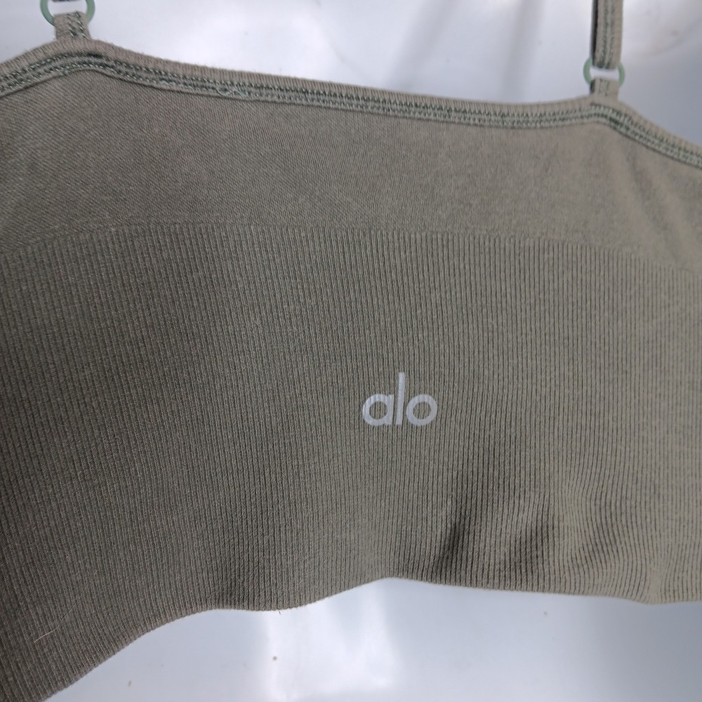 Alo Yoga Delight Bralette Sports Bra M Olive Green Longline Seamless Low Impact - Picture 5 of 7